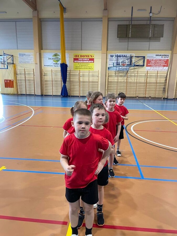 Gminne zawody sportowe klas 1 - 3